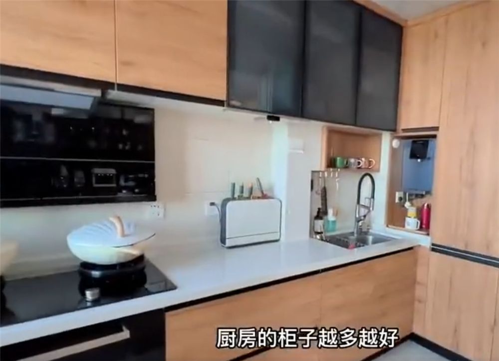 一对00后夫妻的家：全屋明亮又通透，这住起来也太舒适了吧