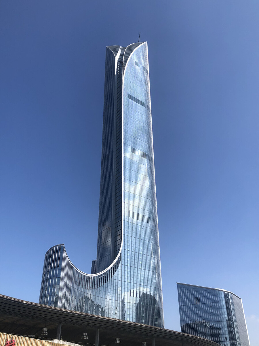 2022年中国二十大摩天高楼——东部地区几近包揽