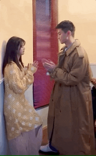 陈妍希发布新歌mv，儿子正脸首次曝光，小星星眉清目秀像爸爸陈晓