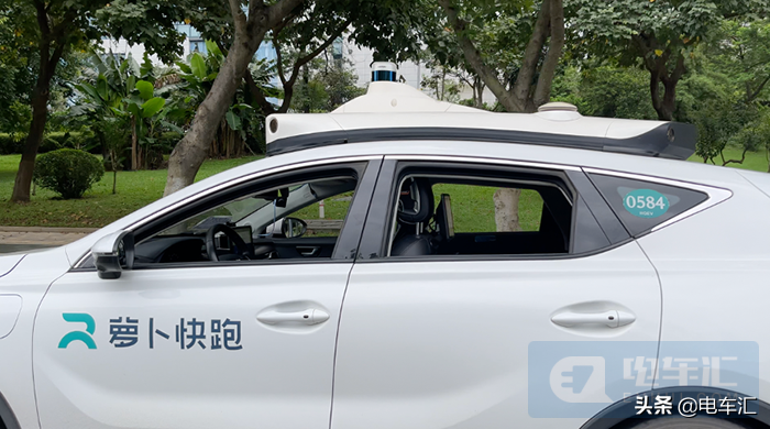 东风全新电驱动总成下线；小鹏累计交付量突破20万台等7条快讯