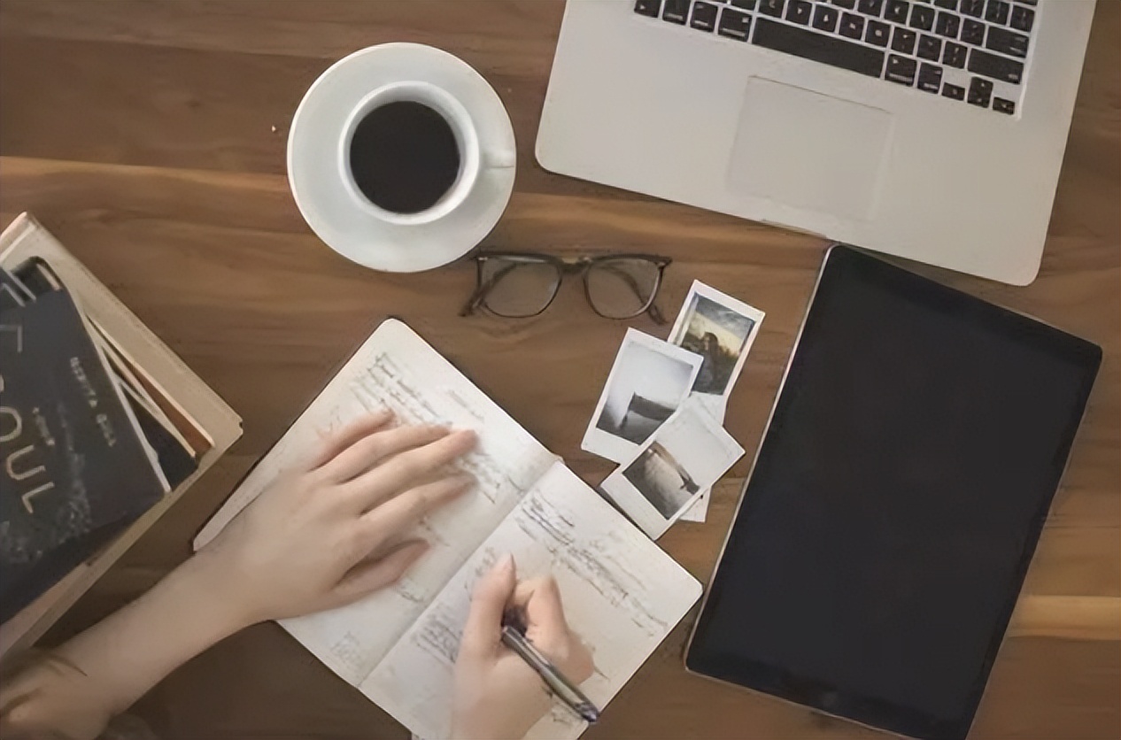 高考结束后干什么？看看大学毕业生“月薪”排行，这些专业最吃香