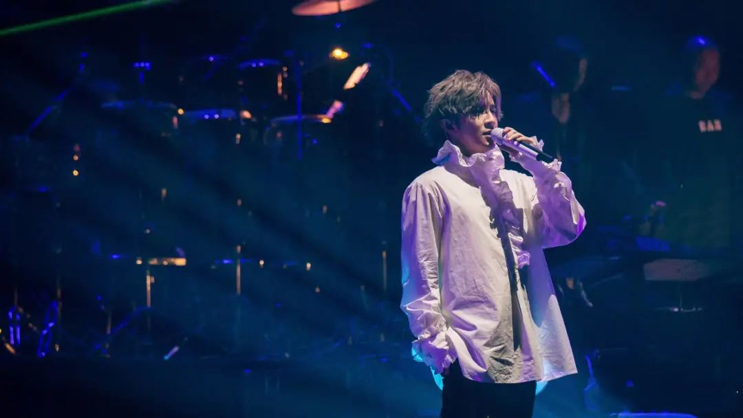 2022年一开年，禁止失德艺人出镜！细扒7位明星的窘况，个个离谱