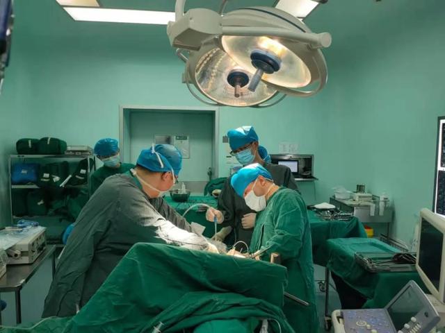 处理病人隐私时，医护人员会觉得尴尬吗？一位离职护士说出答案