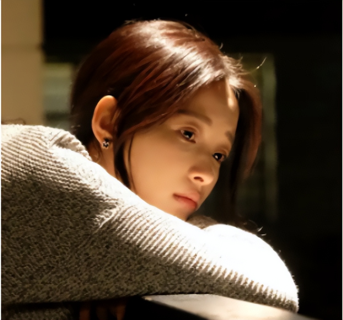 娃娃脸我只服这12位明星！有人30岁还能演高中生，个个青春永驻