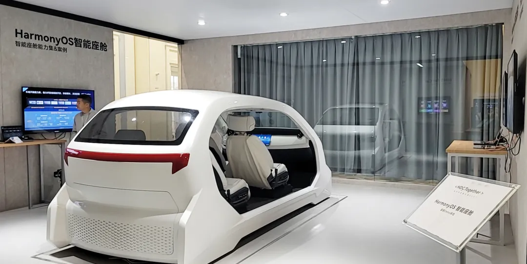 「人汽」大厂没钱了，传统回归了，新造车风口过去了