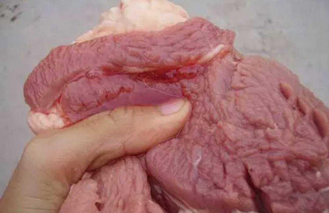 吃肉要避免“注胶肉”，注胶肉和普通肉有啥区别？仔细看3个差别