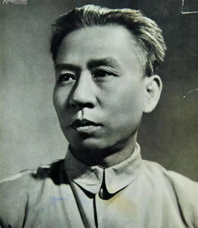 除了毛朱刘周任五大书记，还有2位候补书记：是谁？结局如何？