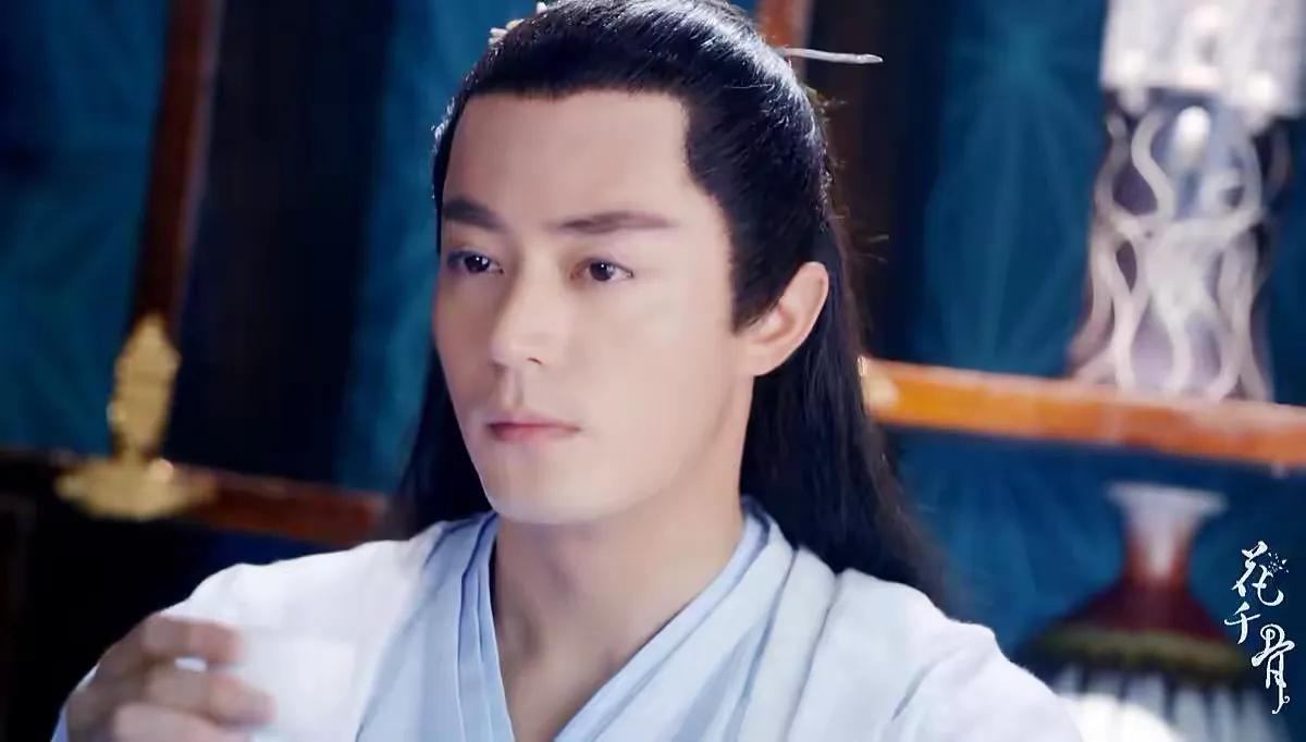 高冷人设别瞎演，有人板着脸演成面瘫，有人眼神都是戏有距离感