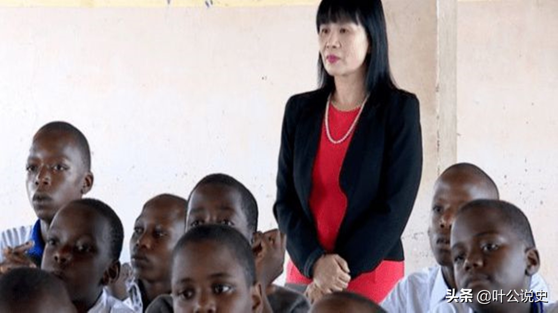 1996年，清华才女不顾阻拦远嫁非洲，25年后昔日同窗差点认不出来