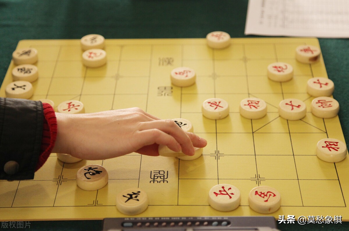 中国象棋入门教程从零开始（新手必须要掌握象棋开局技巧）