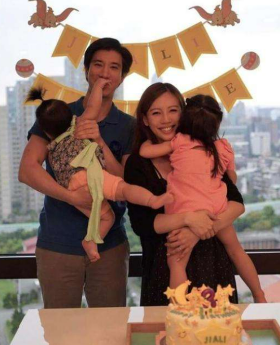 王力宏李靓蕾离婚协议曝光！房子并未过户给女方，仅供母子住17年