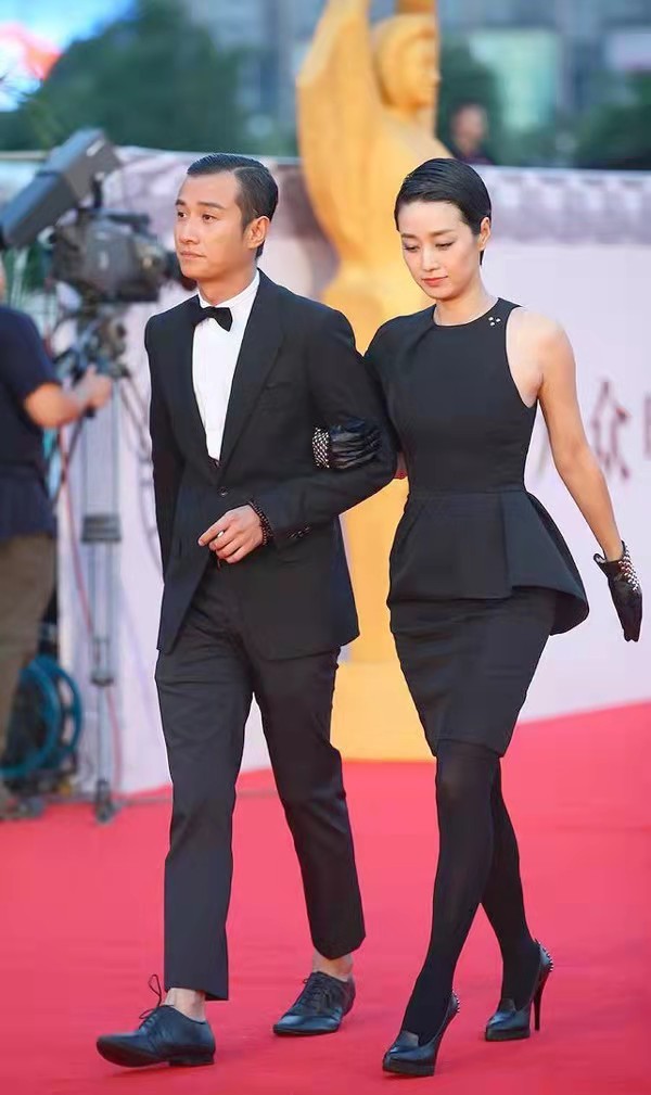 文章出轨后复出成收视女王,姚笛婚后官宣离婚,马伊琍才是狠女人