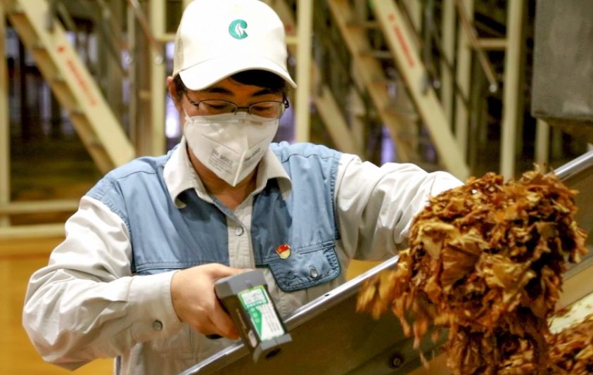 老员工舍不得辞职的国企单位，薪资未必很高，但隐形福利确实多