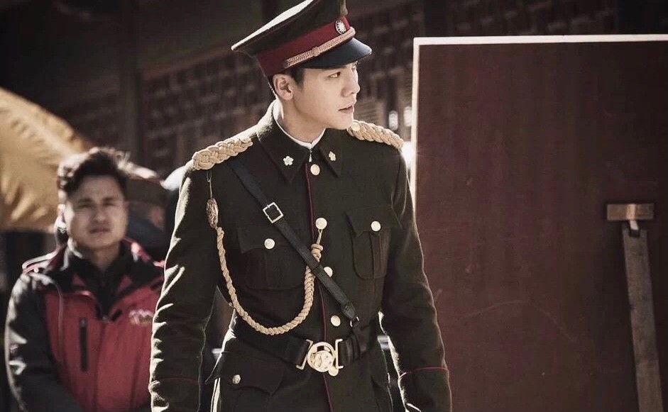 演“军阀大少”我只服这8位男星，个个剑眉星目，杀伐果断