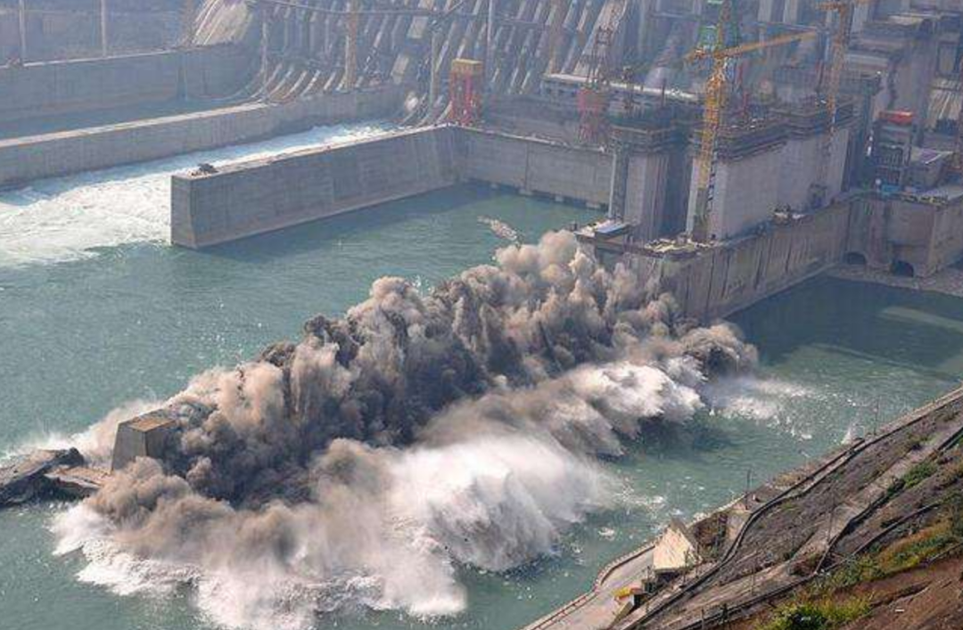 投资2500亿的三峡大坝建成16年了，回本了吗？它的寿命有多久呢？