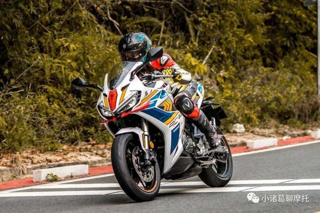 我國250cc排量以上的摩托車市場份額有多大？