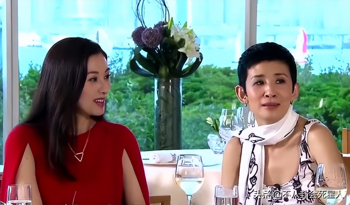 娱乐圈“丑女”不简单：开100家餐厅、得影后、捐退休金做公益