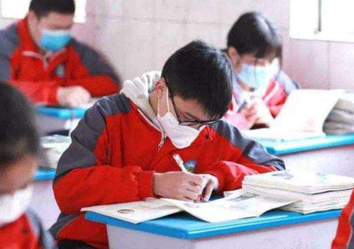 高考录取率高达90%，高中生却依旧“压力山大”，4点原因揭露真相