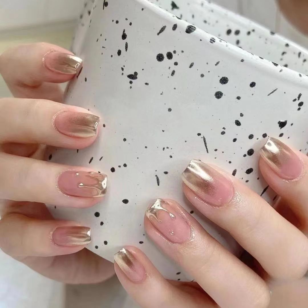 又美又飒:甜酷辣妹风美甲合集来了