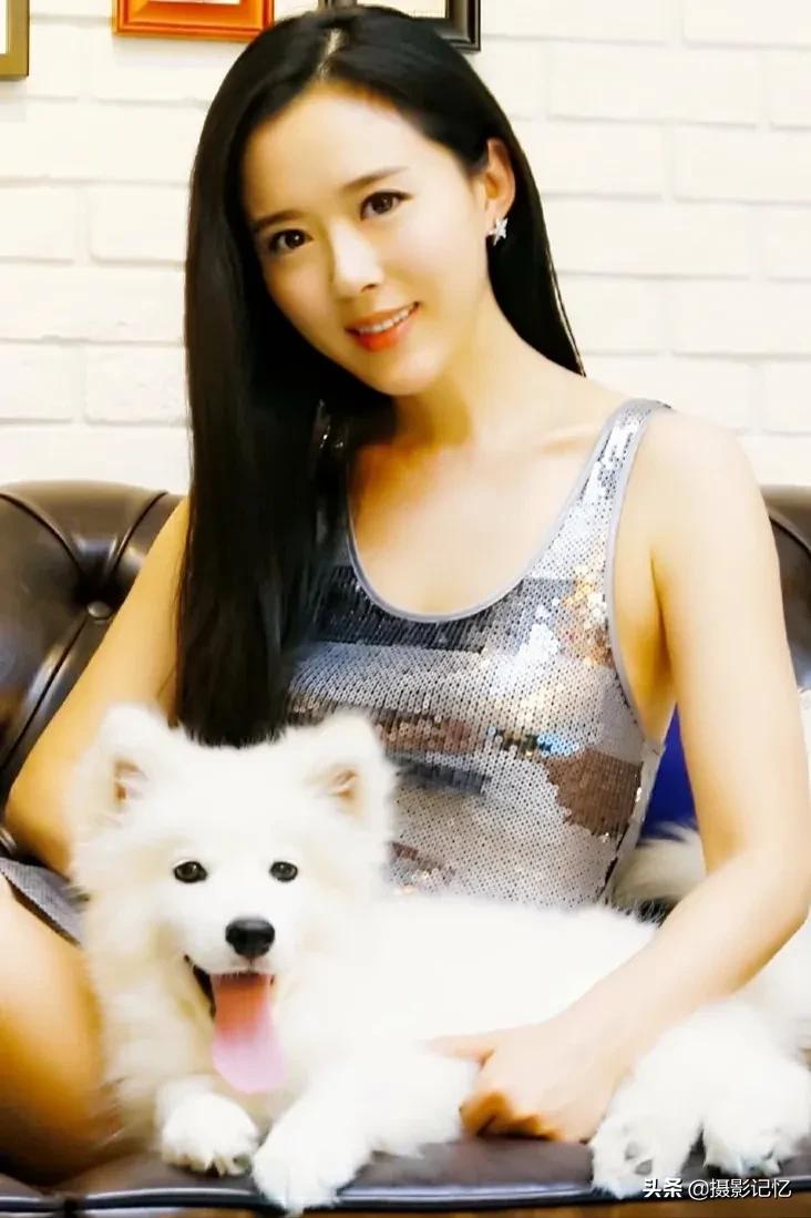 颜丹晨：亲密无间