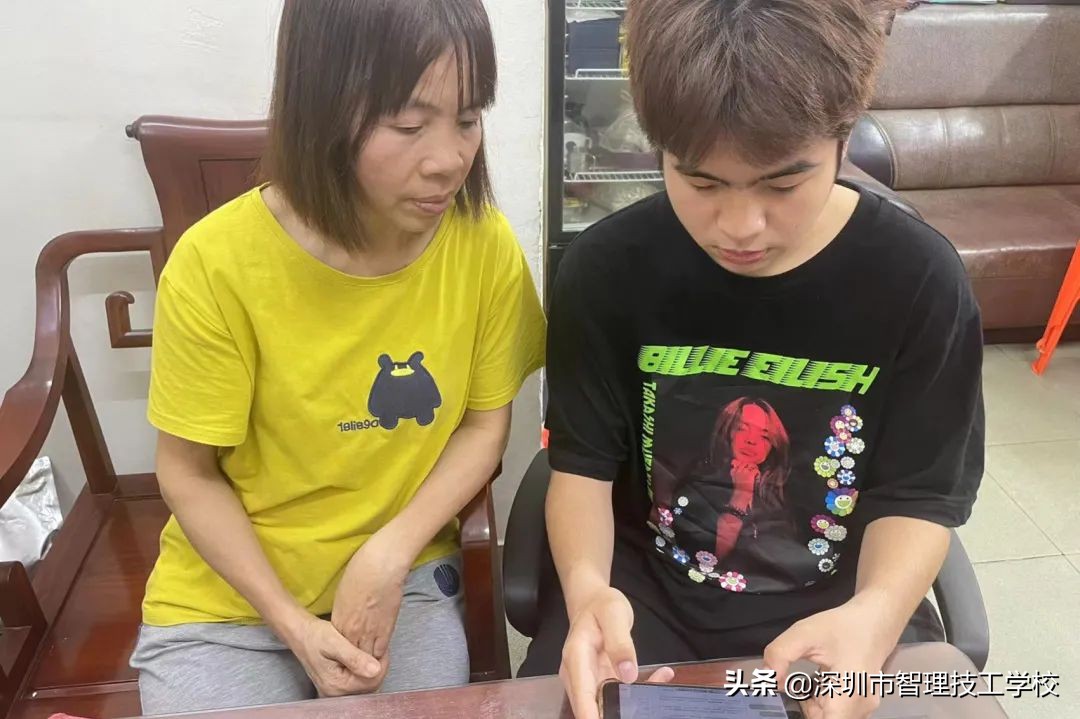 深圳市智理技工学校与您携手同心抗疫