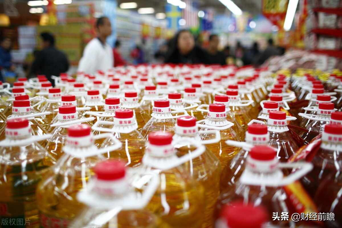 通胀还会持续？未来2年提前做准备，懂行人：建议购买三大硬通货