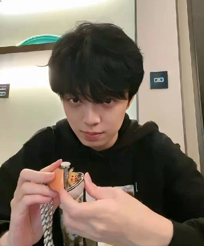 姜云升惨遭圈内Rapper怒喷！700门票是说唱圈的耻辱？