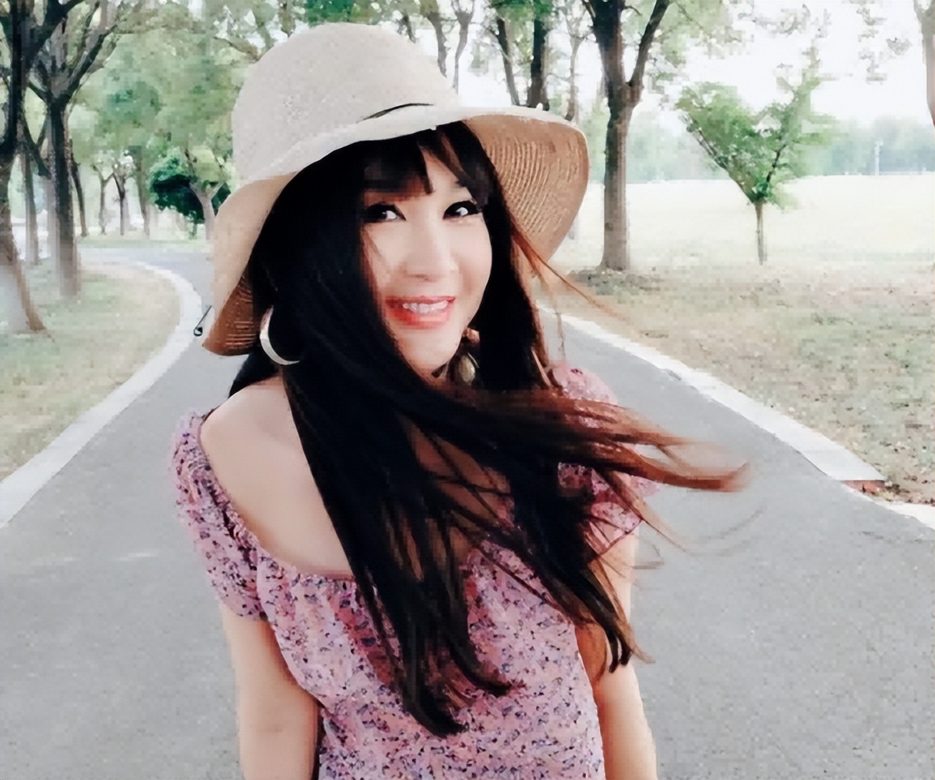 长着一张红颜祸水的脸，感情经历却洁白如纸，这12位女星太稀缺