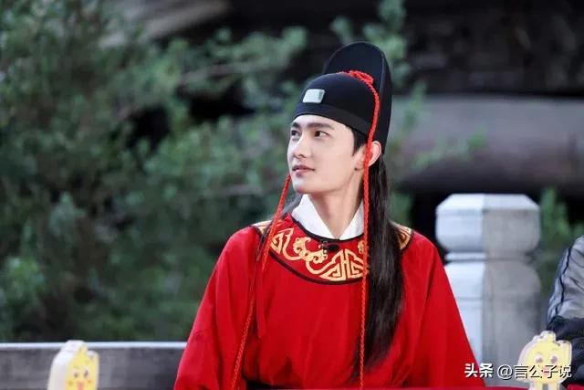 穿红衣古装帅成神的7位男星，有人气质冷艳，有人被请求焊在身上