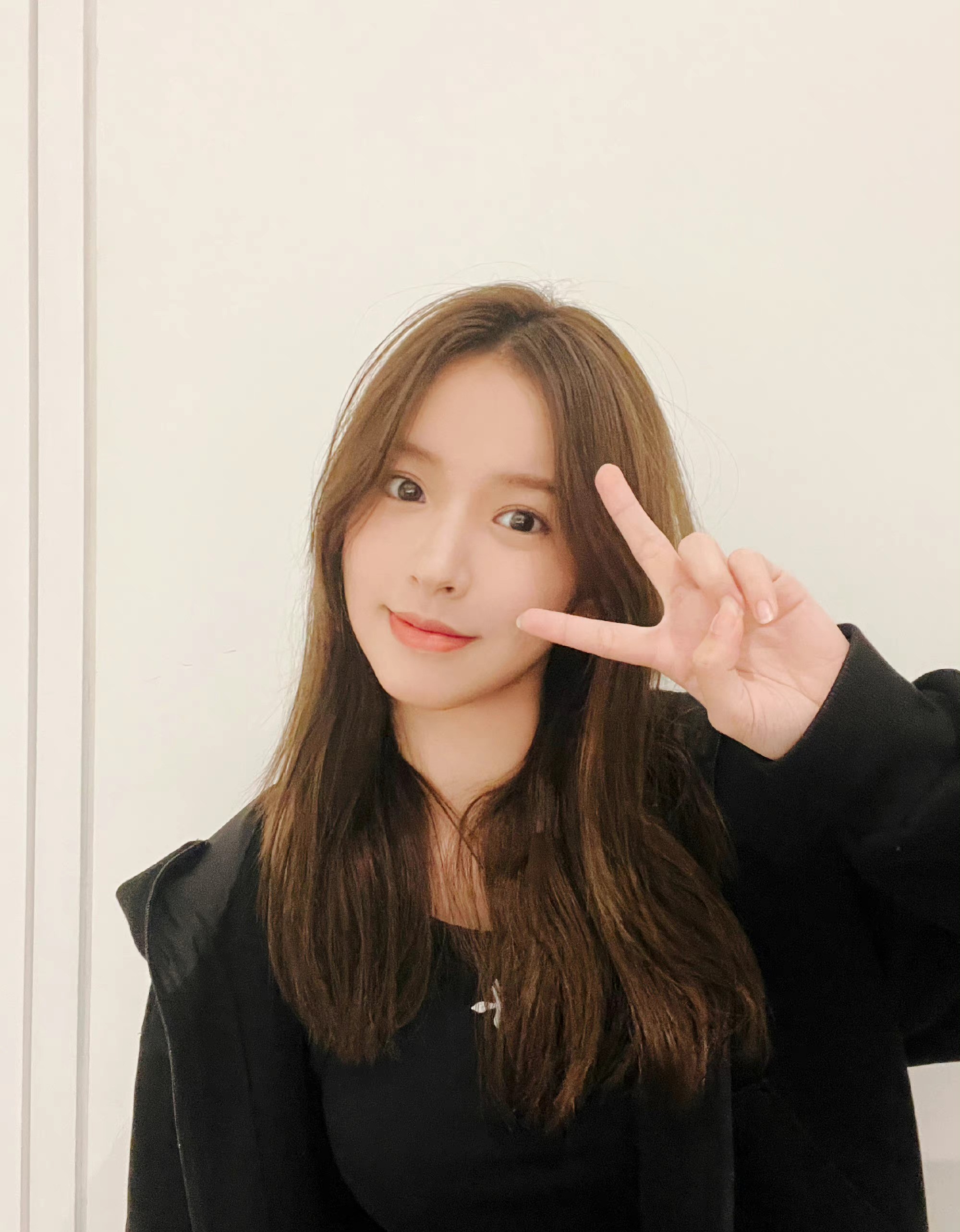 乐华官宣将推出全新女团，遭网友炮轰，新组合成员预测三人加盟