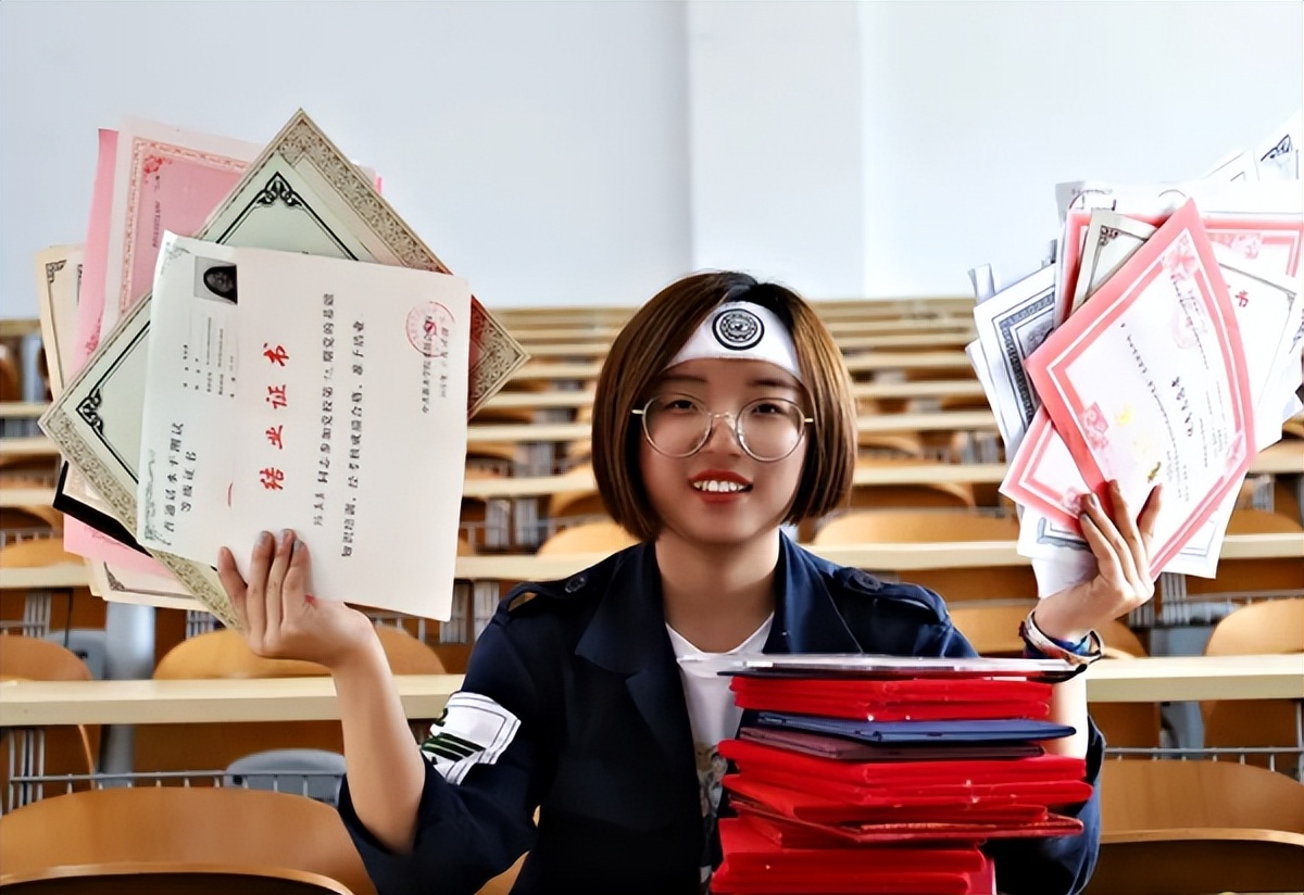 大学期间，值得考取的4个证书，考取后毕业生找工作更有把握