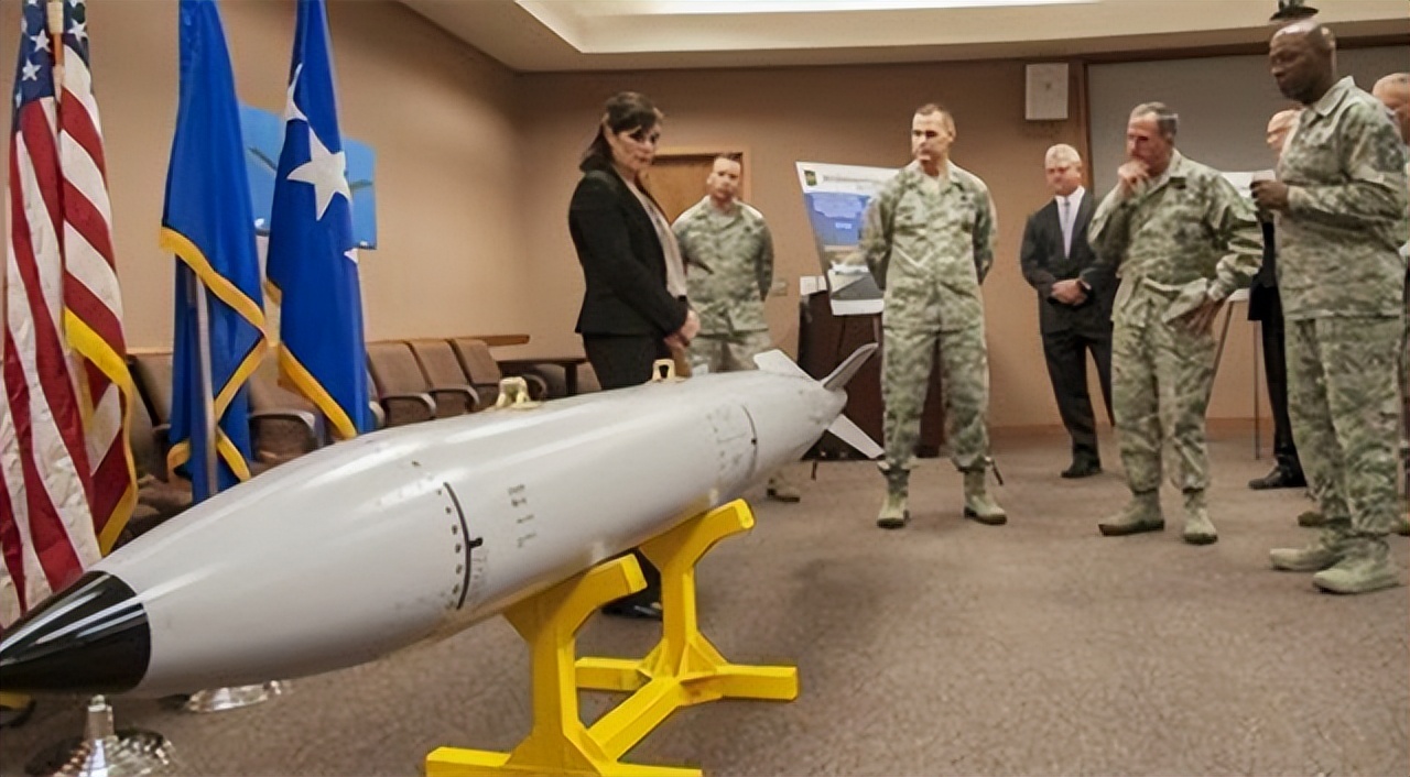 ������ĸ��������������Զ���ʲô���֣�