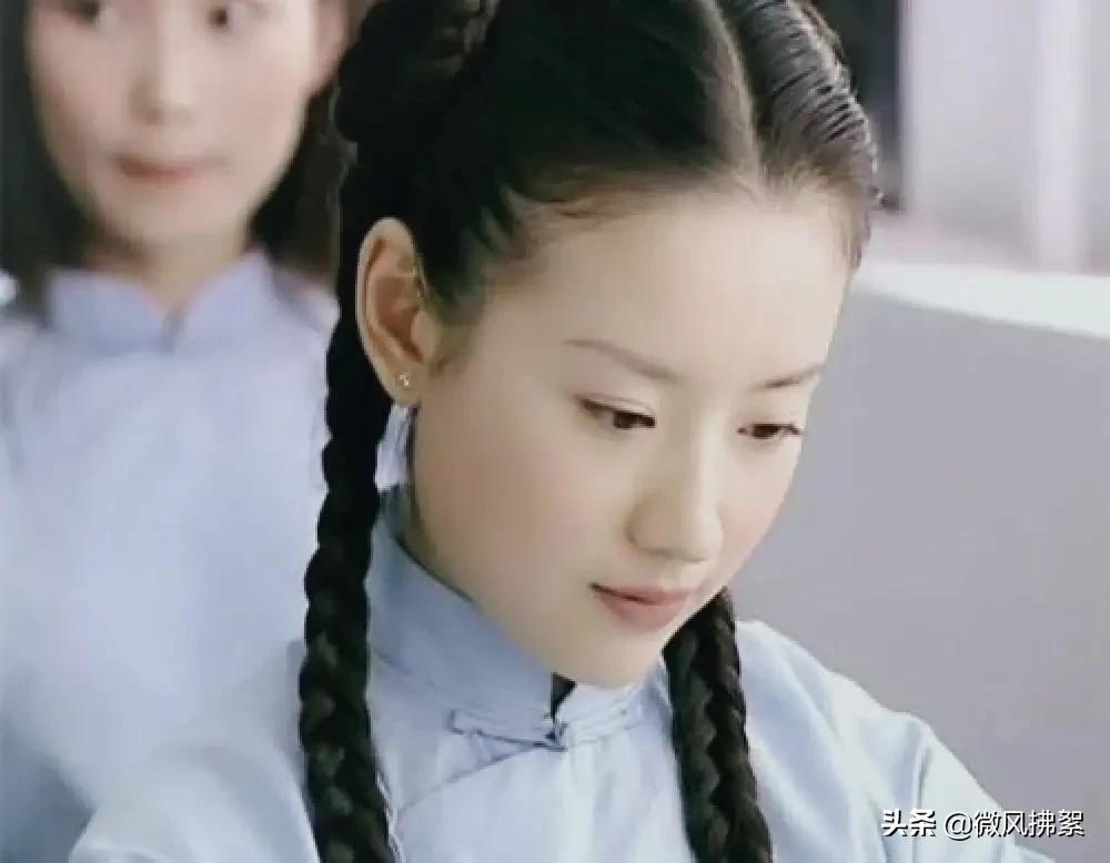 11位女星的民国学生装 灵动俏皮