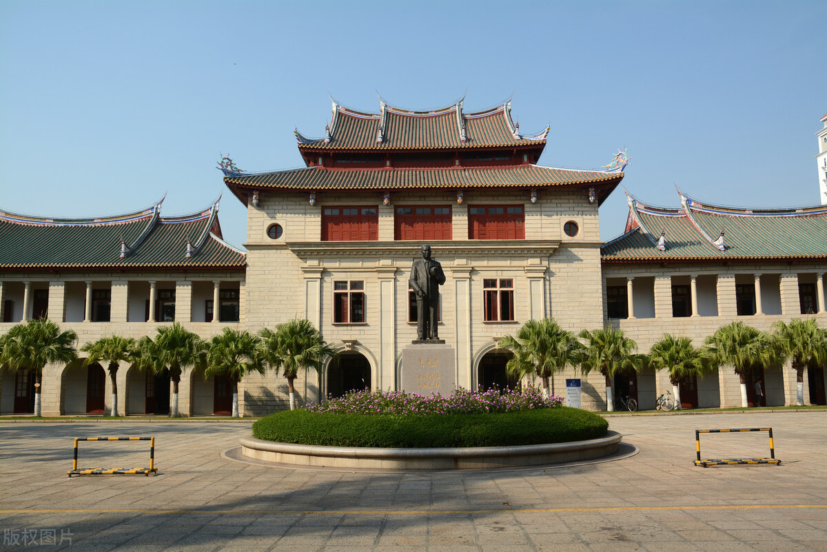 哲学研究生学校排名（中国研究生专业排行榜上）