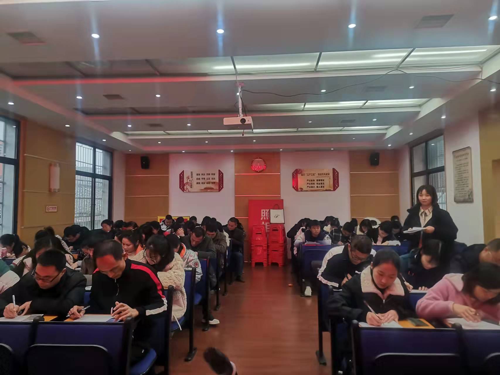 2021年第四季度邵阳县教育系统党员发展对象面试考察如期开展
