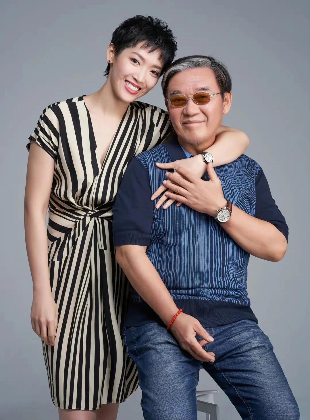 演员李立群，娶大学教授为妻，相伴一生无绯闻