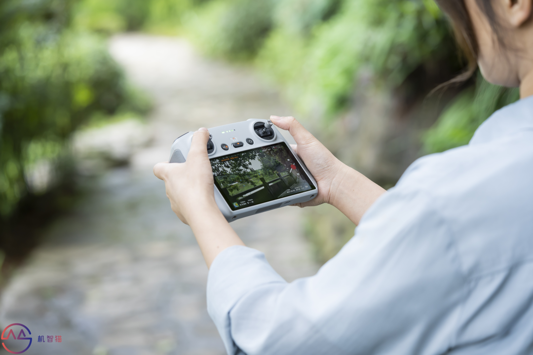 大疆Mini 3 Pro测评：价格一点不mini，适合新手买吗？