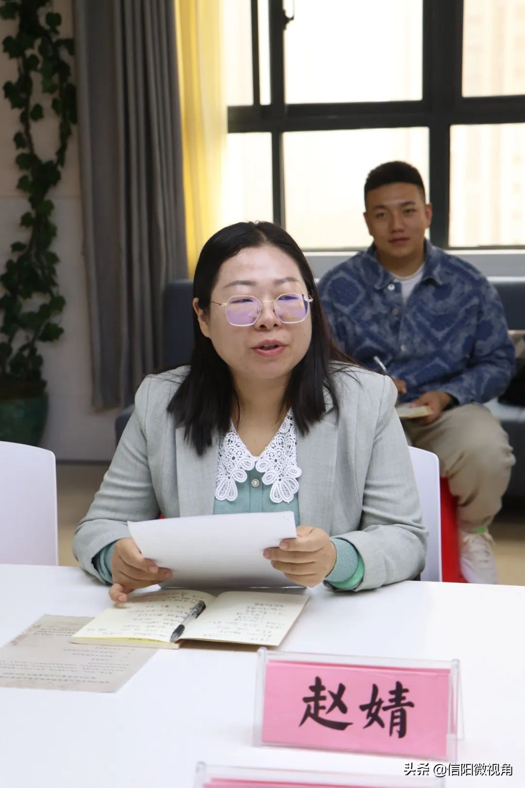 信阳师范学院文学院院长姚圣良一行赴羊山外国语小学东校区研讨交流