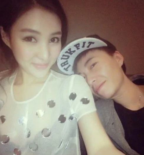 郭美美悲剧人生始作俑者，是她亲妈郭登峰