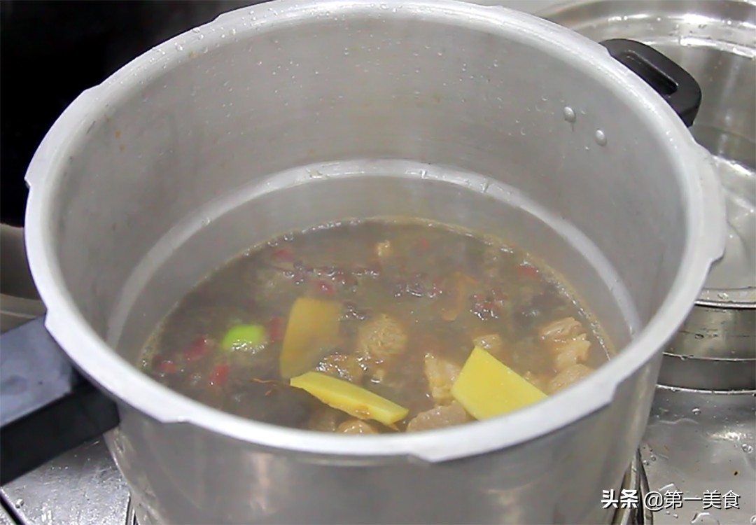 土豆家常菜大盘点（土豆的6种家常菜烹饪教程）