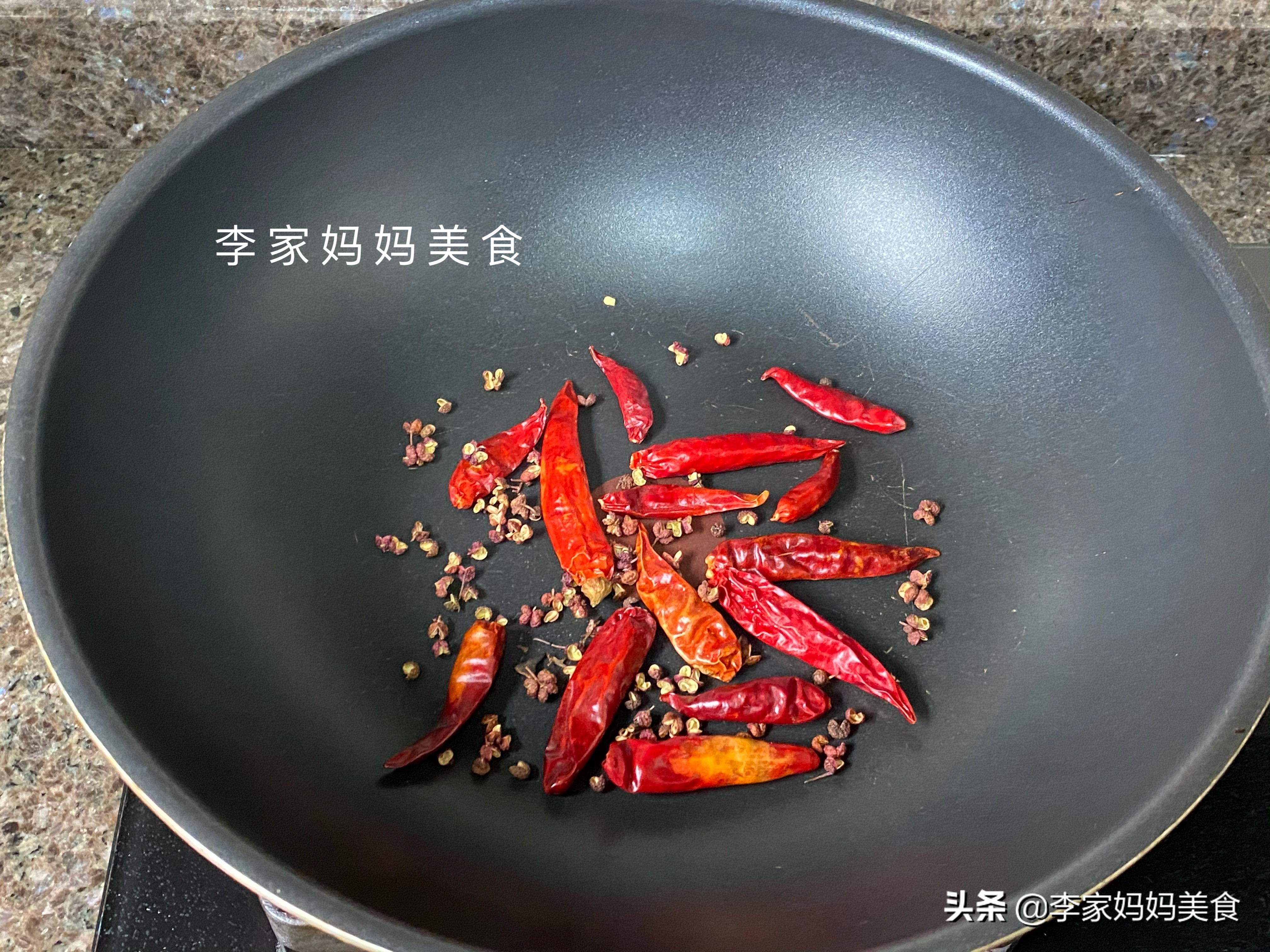 煮牛肉，别急着下锅，多做2步，肉嫩汤鲜无腥味，营养又解馋