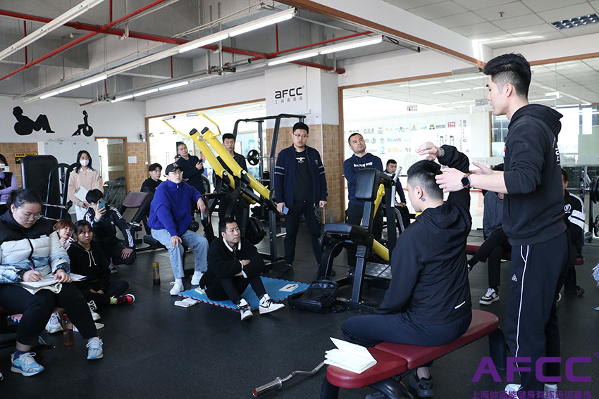 健身教练培训学院哪家好呢？