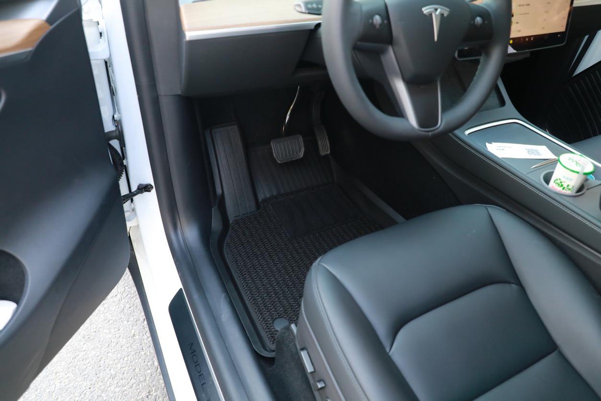 特斯拉车主和3W脚垫的三订三退，到手之后才发现真香警告