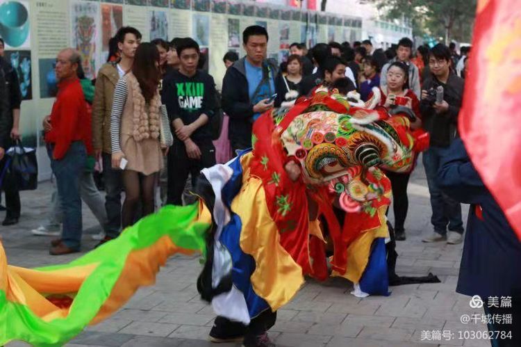 黃耀華領(lǐng)舞“坪山麒麟”：舞出中華民族精神不朽光華