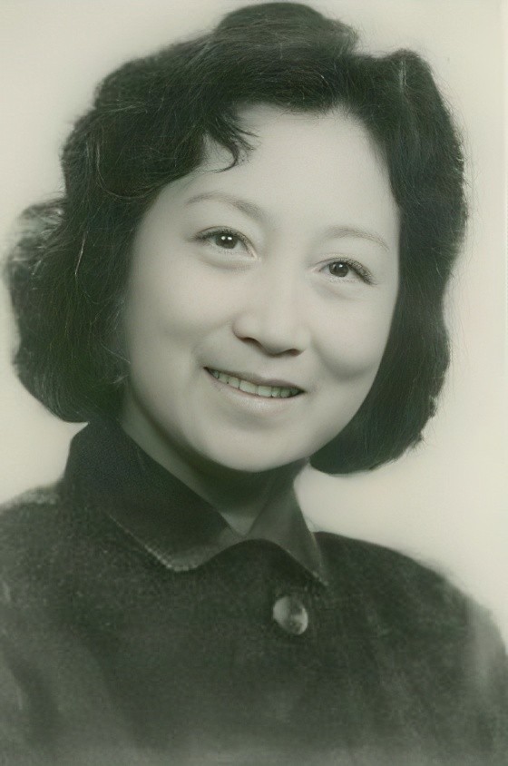 演员冯喆与妻子有隔阂49岁绝望自杀妻子怀念的方式让人泪目