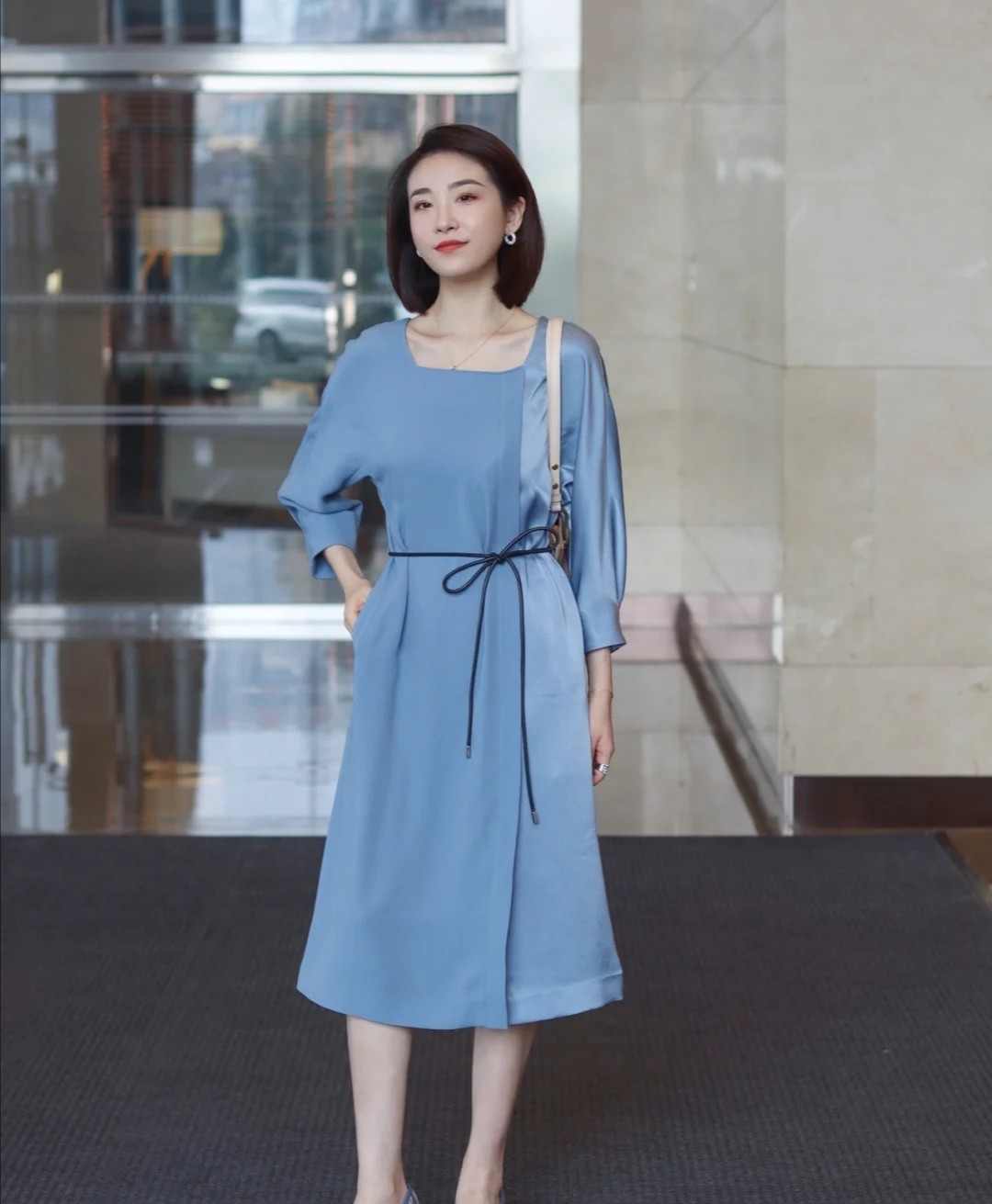 女人会不会打扮区别很大,8款知性优雅的夏装搭配,高级且有气质