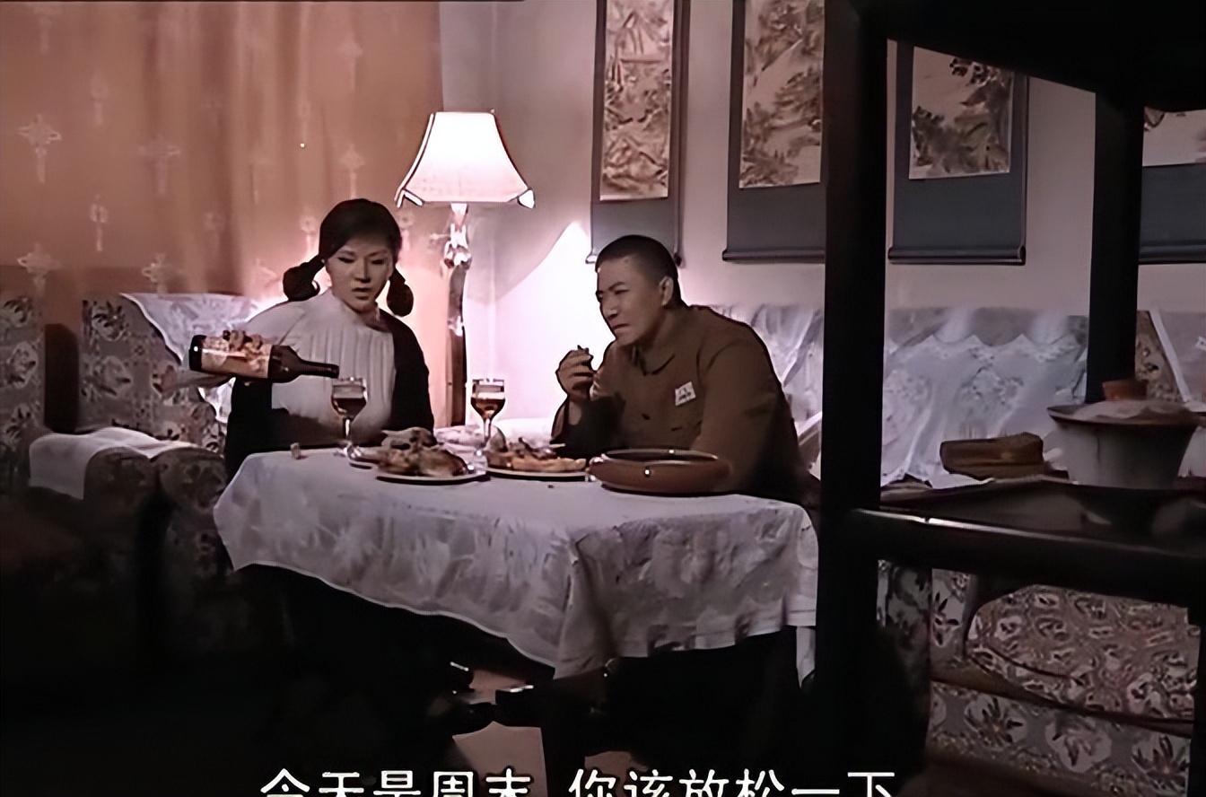 掰开揉碎蹭《亮剑》，短短长长有得分。《亮剑》的得分公正吗？