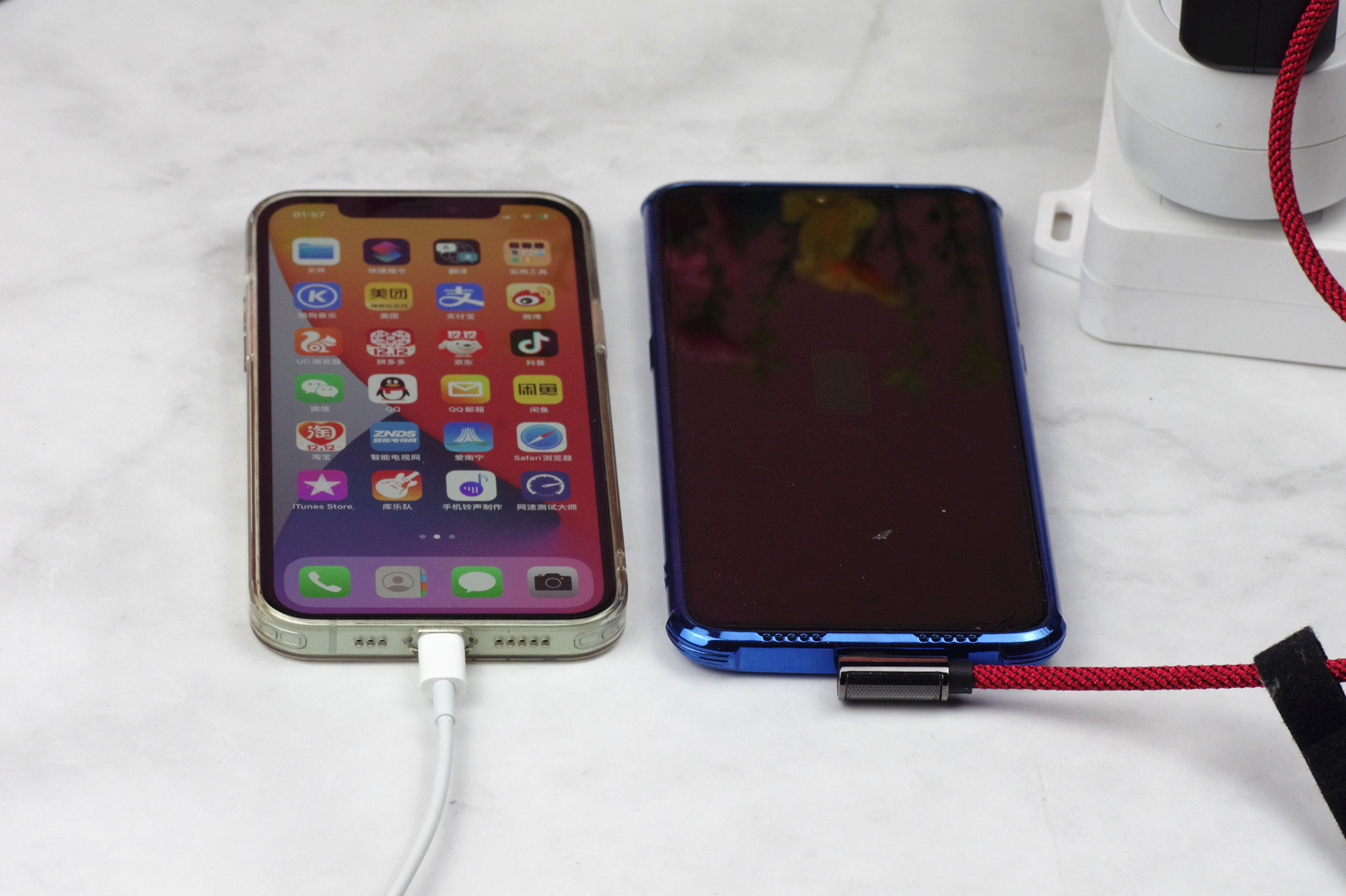 充電小鋼炮，筆記本手機都能用，Aohi 100W氮化鎵充電器體驗