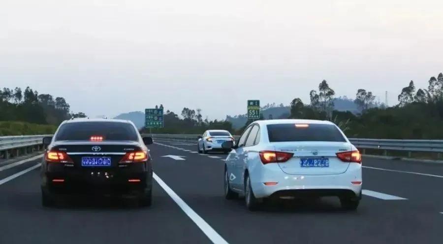 开车走 国道 和 高速 哪个更划算 算一笔账才知道 天天看点