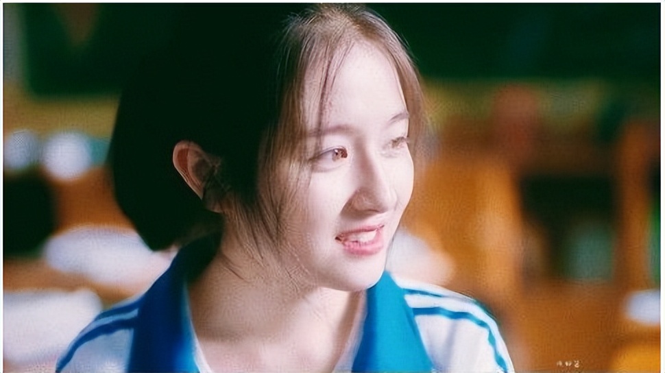 同样是演学生，把张柏芝、赵丽颖和吴倩放在一起，美得各有千秋